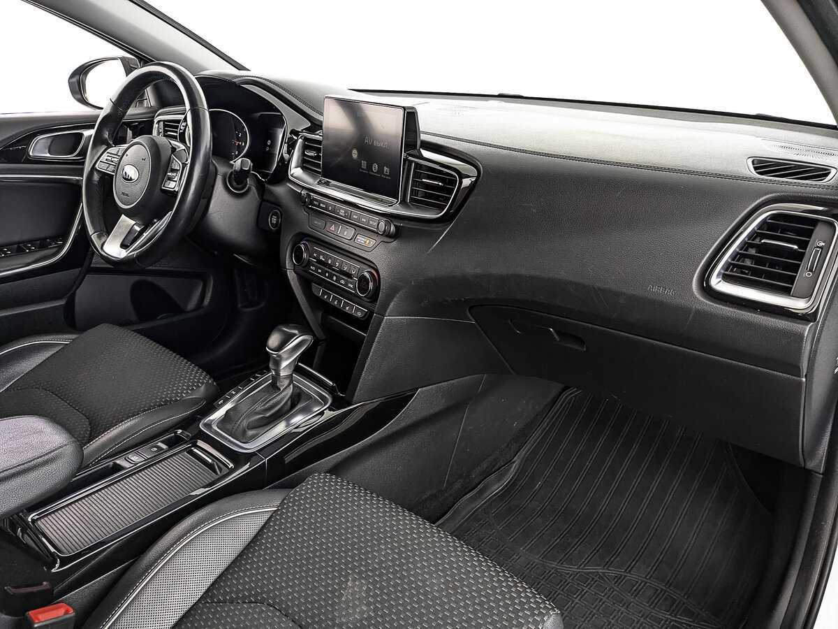 Kia Ceed с пробегом — 2019 год. Фото: #12