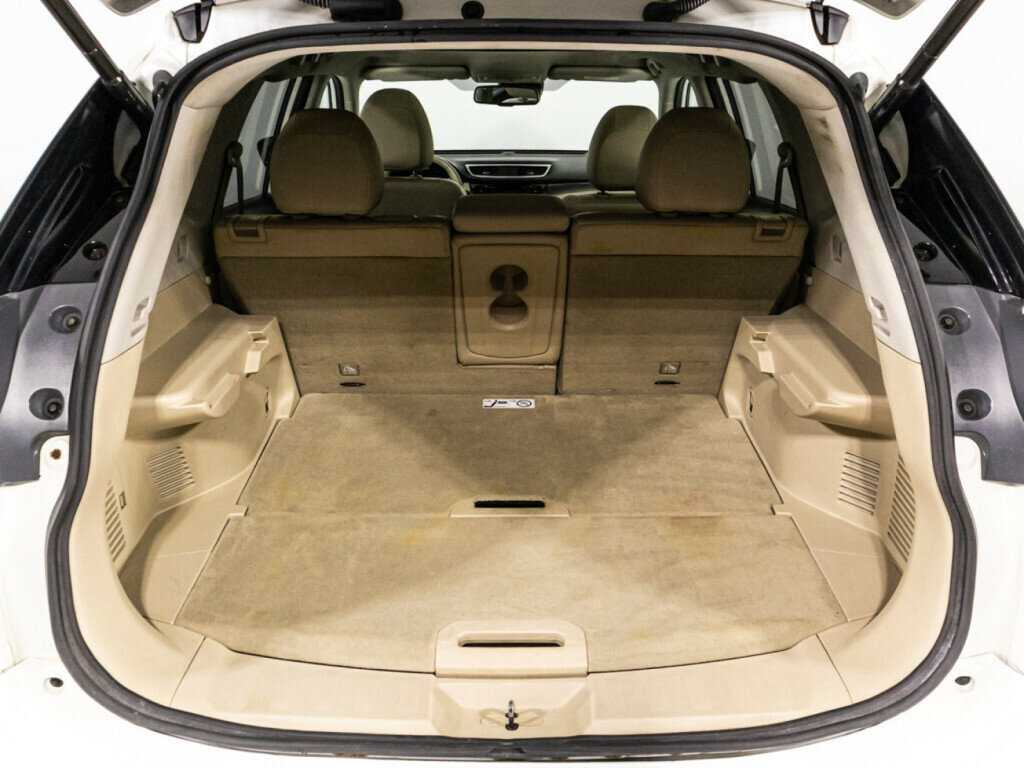 Nissan X-Trail с пробегом — 2016 год. Фото: #12