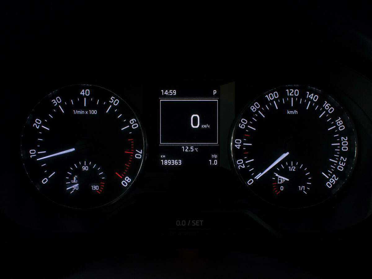 Skoda Octavia с пробегом — 2014 год. Фото: #10