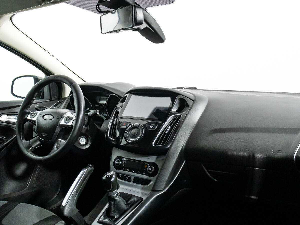 Ford Focus с пробегом — 2013 год. Фото: #8