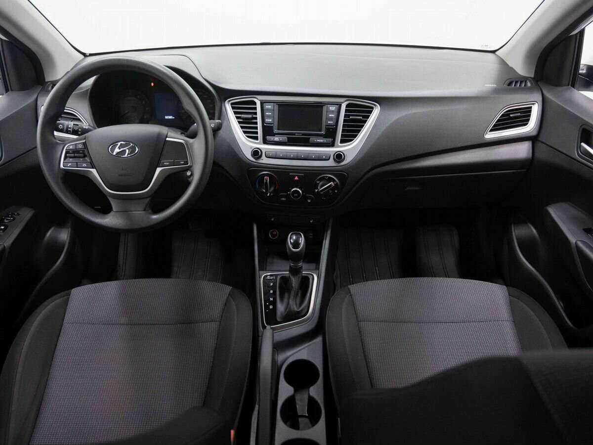 Hyundai Solaris с пробегом — 2020 год. Фото: #12