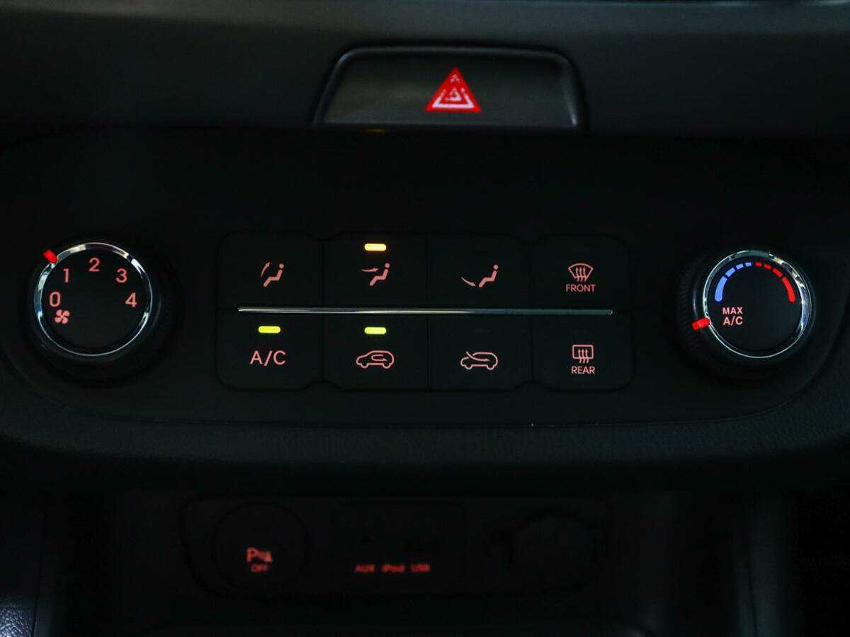 Kia Sportage с пробегом — 2012 год. Фото: #14