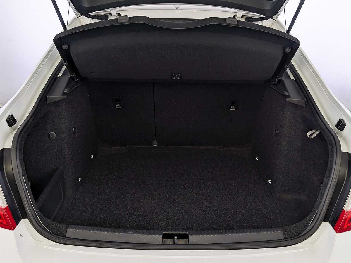 Skoda Octavia с пробегом — 2019 год. Фото: #9