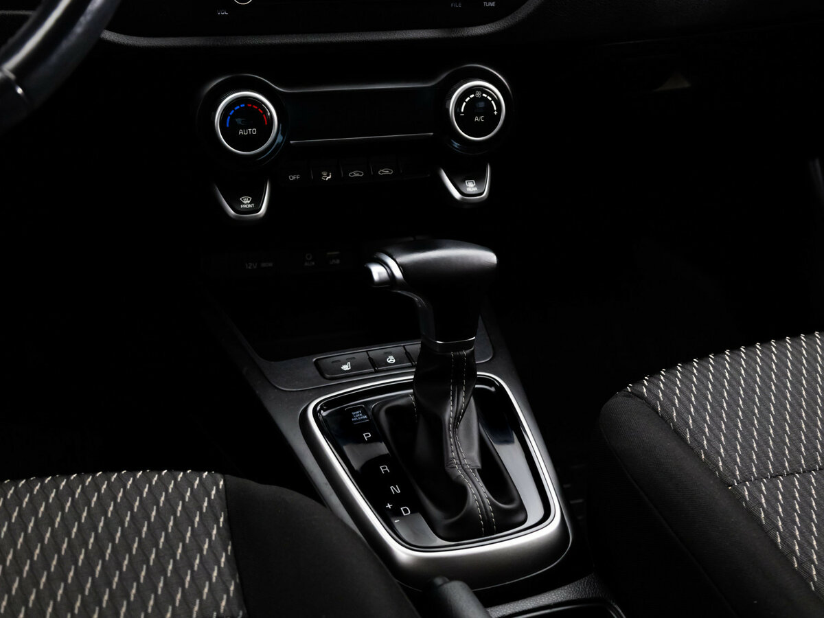 Kia Rio с пробегом — 2018 год. Фото: #9