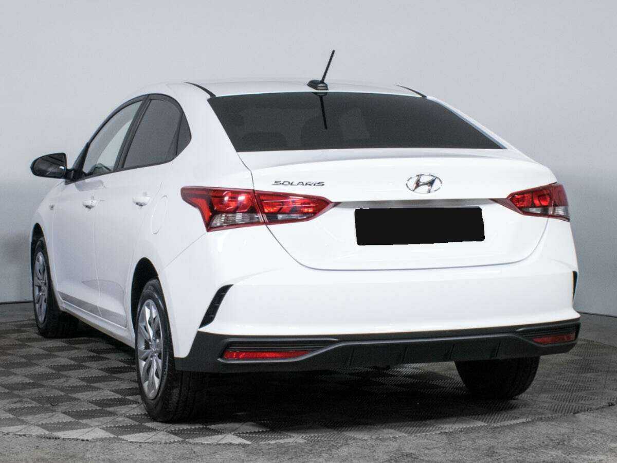Hyundai Solaris с пробегом — 2021 год. Фото: #6