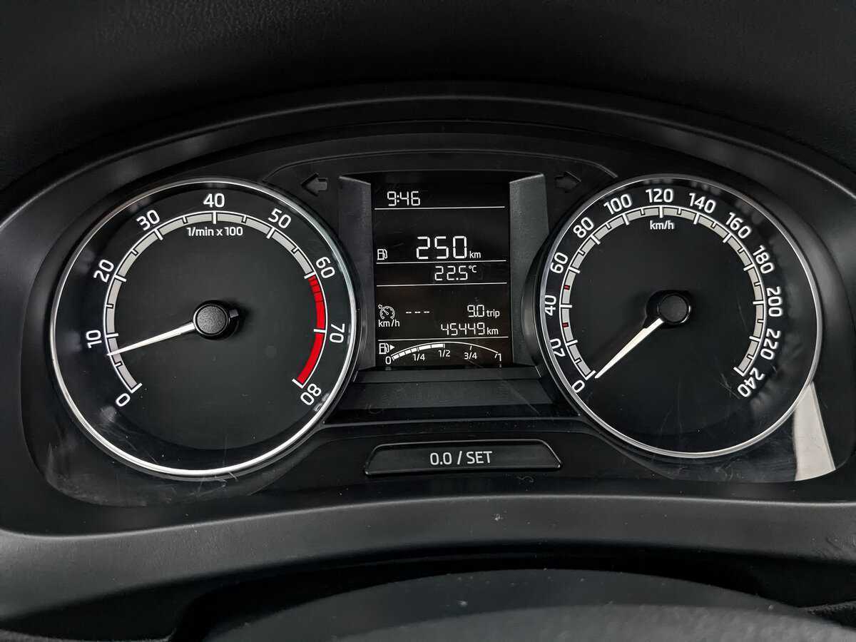 Skoda Rapid с пробегом — 2019 год. Фото: #10