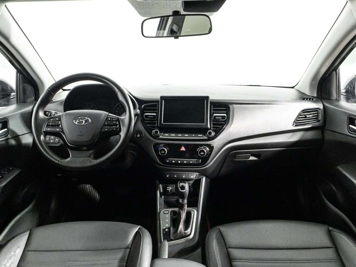 Hyundai Solaris с пробегом — 2020 год. Фото: #12