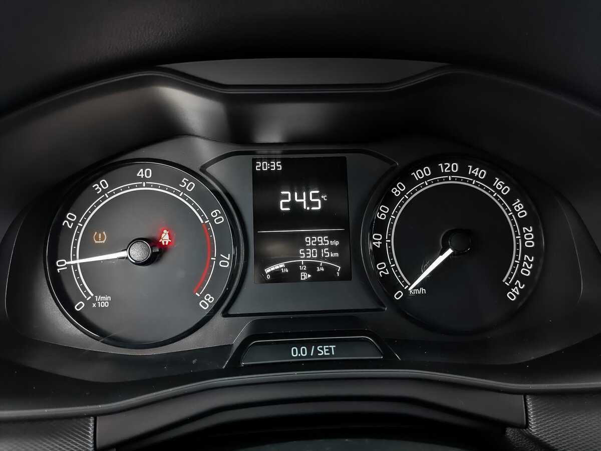 Skoda Rapid с пробегом — 2020 год. Фото: #11