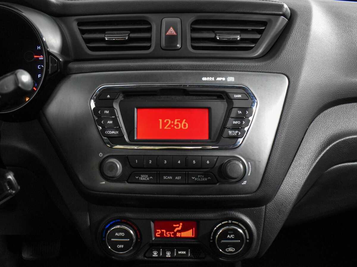 Kia Rio с пробегом — 2013 год. Фото: #15