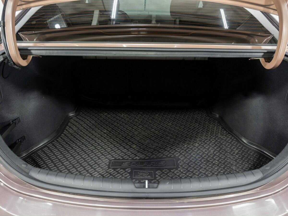 Hyundai Solaris с пробегом — 2020 год. Фото: #23