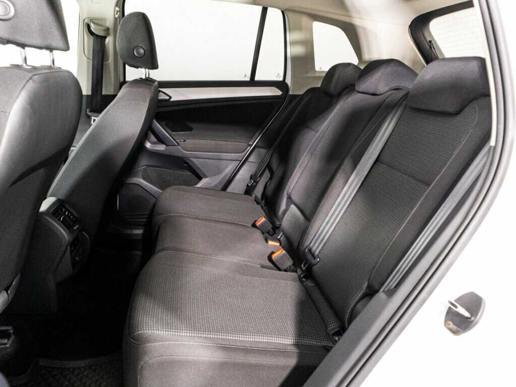 Volkswagen Tiguan с пробегом — 2018 год. Фото: #9