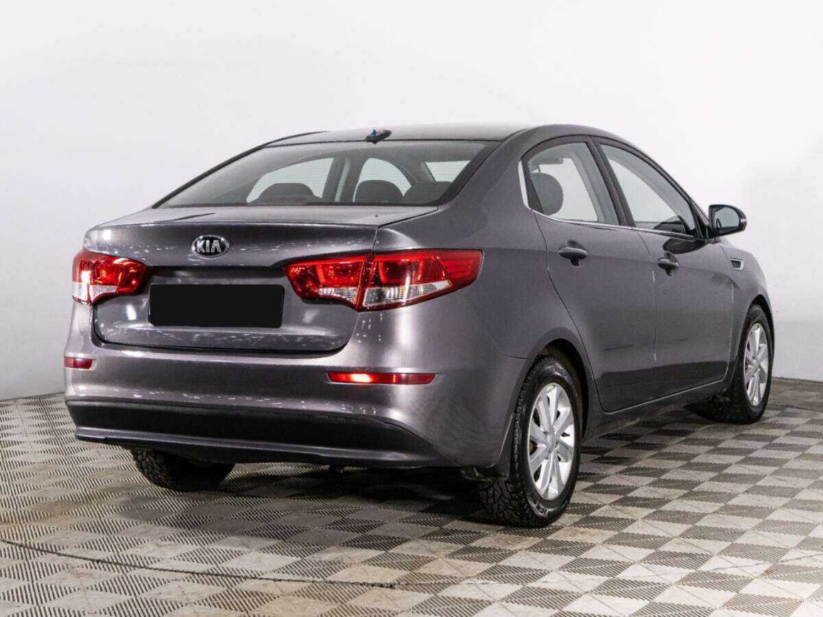 Kia Rio с пробегом — 2017 год. Фото: #4
