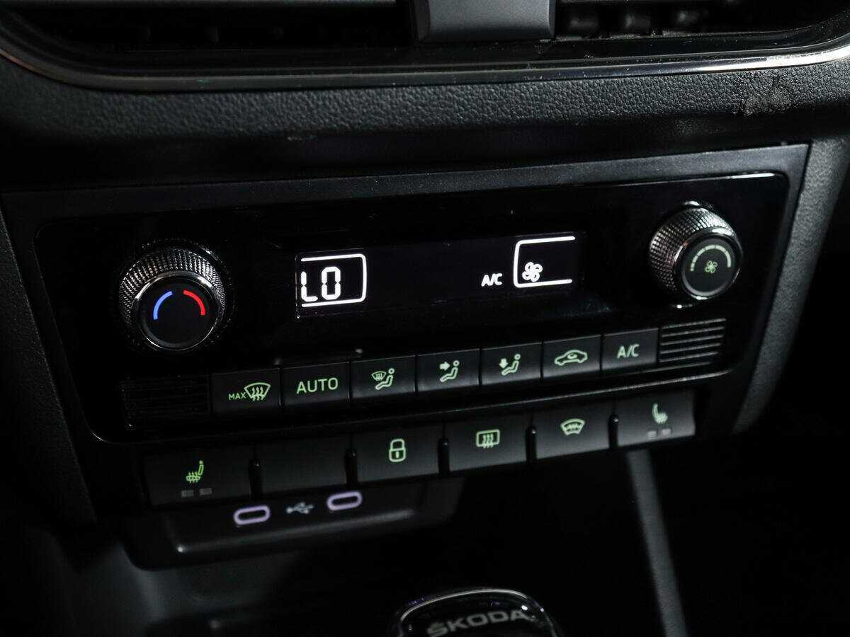 Skoda Rapid с пробегом — 2020 год. Фото: #18