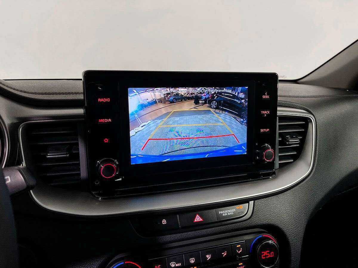 Kia Ceed с пробегом — 2020 год. Фото: #13