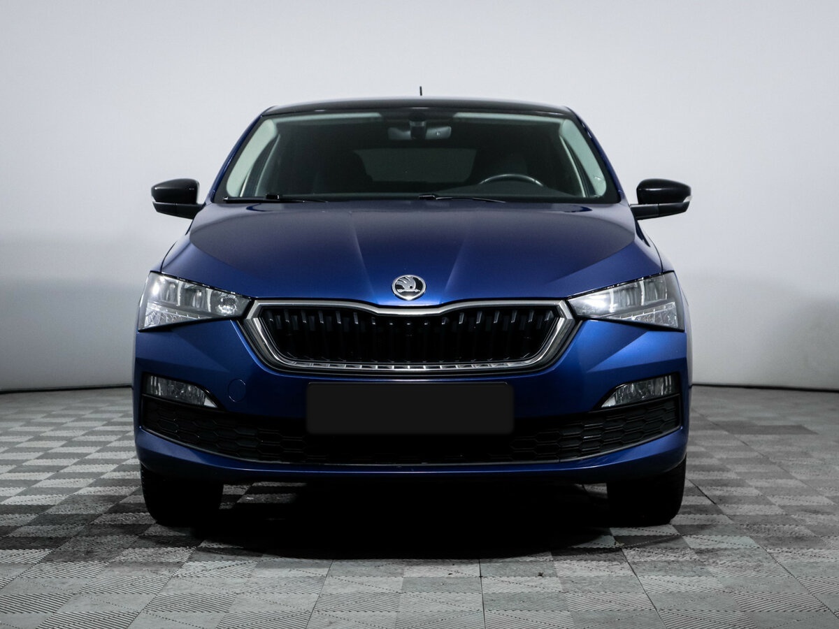 Skoda Rapid с пробегом — 2021 год. Фото: #1