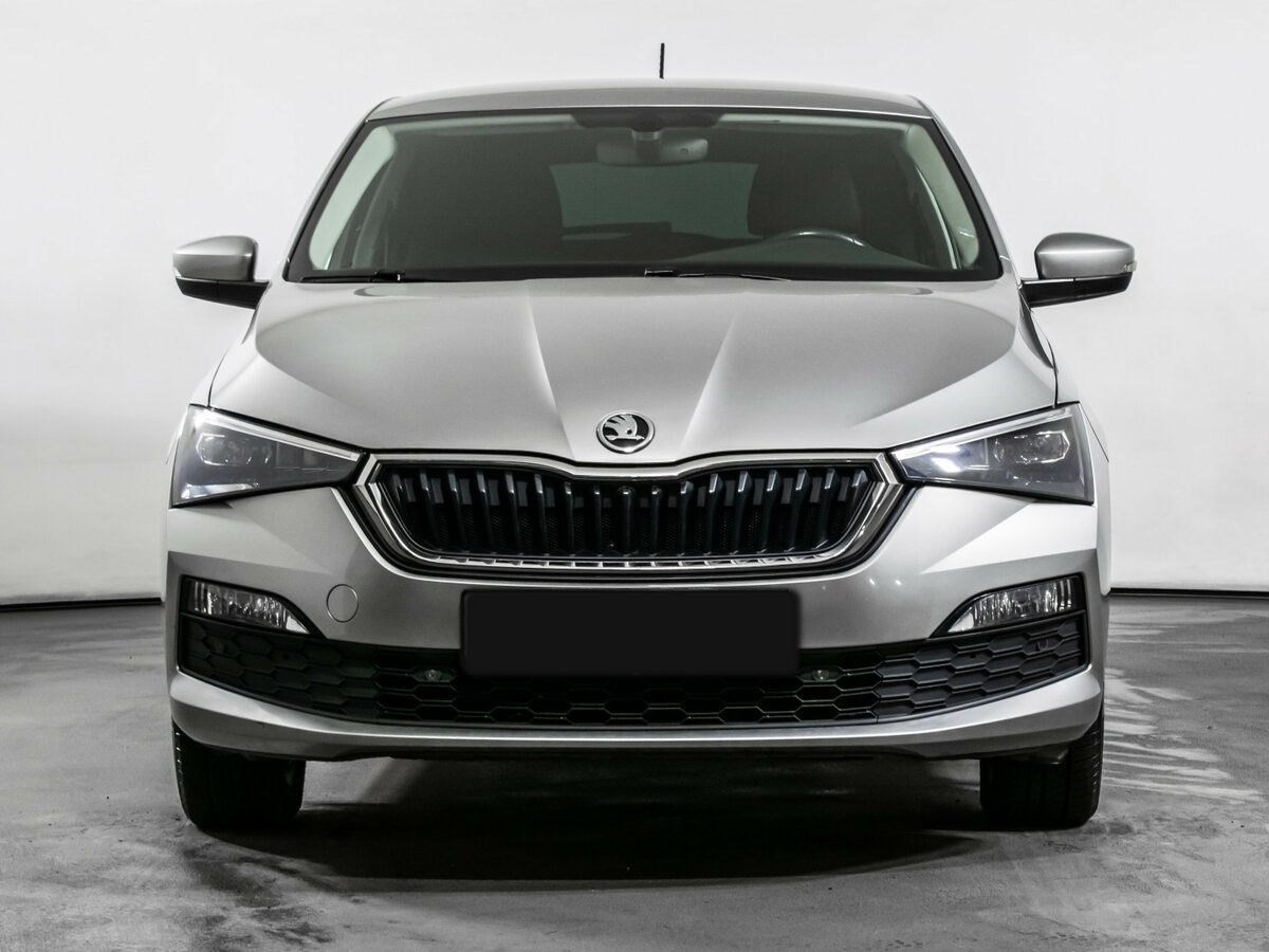Skoda Rapid с пробегом — 2021 год. Фото: #1