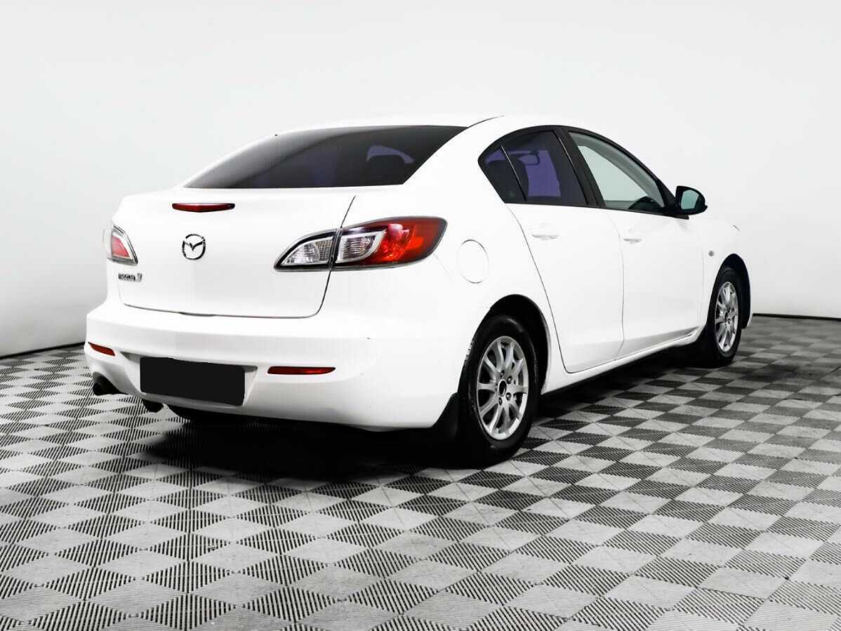 Mazda 3 с пробегом — 2012 год. Фото: #4