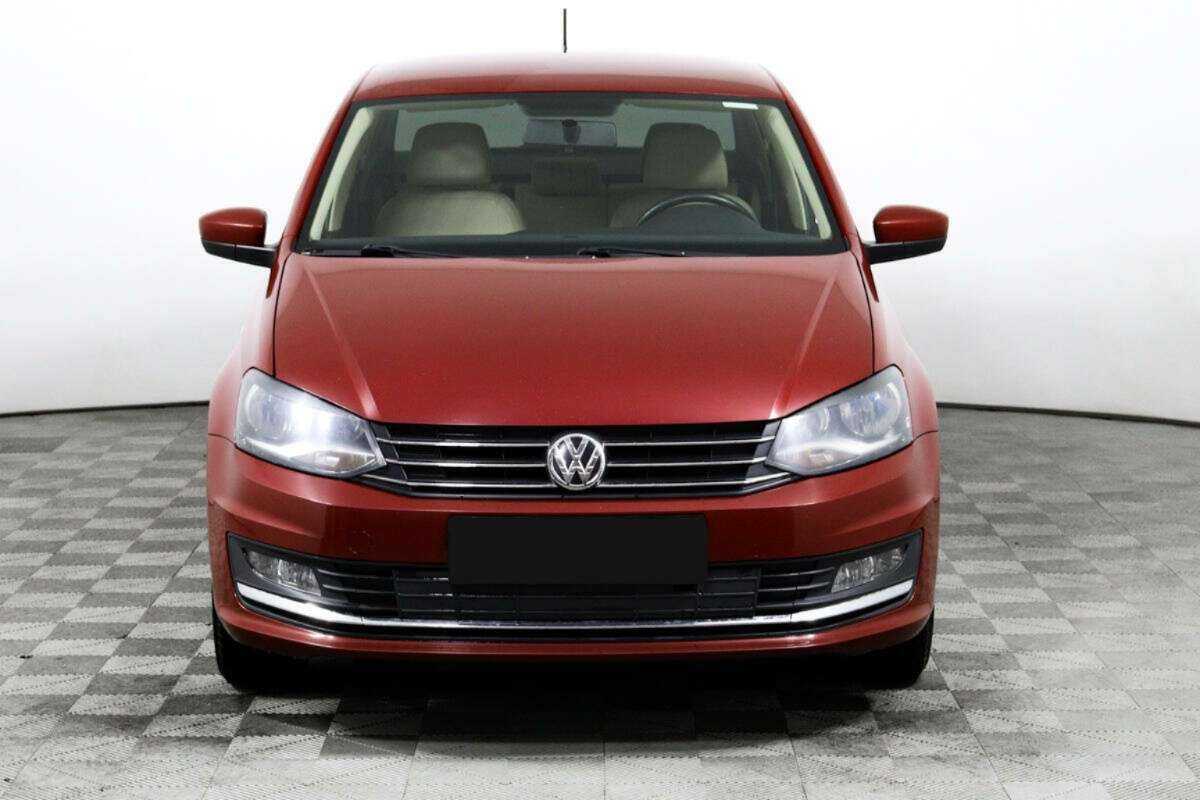 Volkswagen Polo с пробегом — 2018 год. Фото: #1