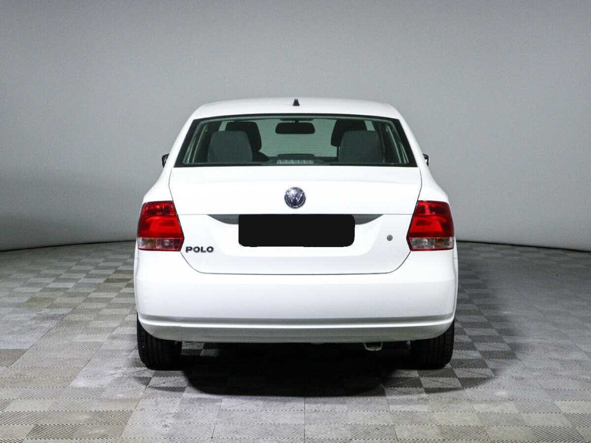 Volkswagen Polo с пробегом — 2014 год. Фото: #5