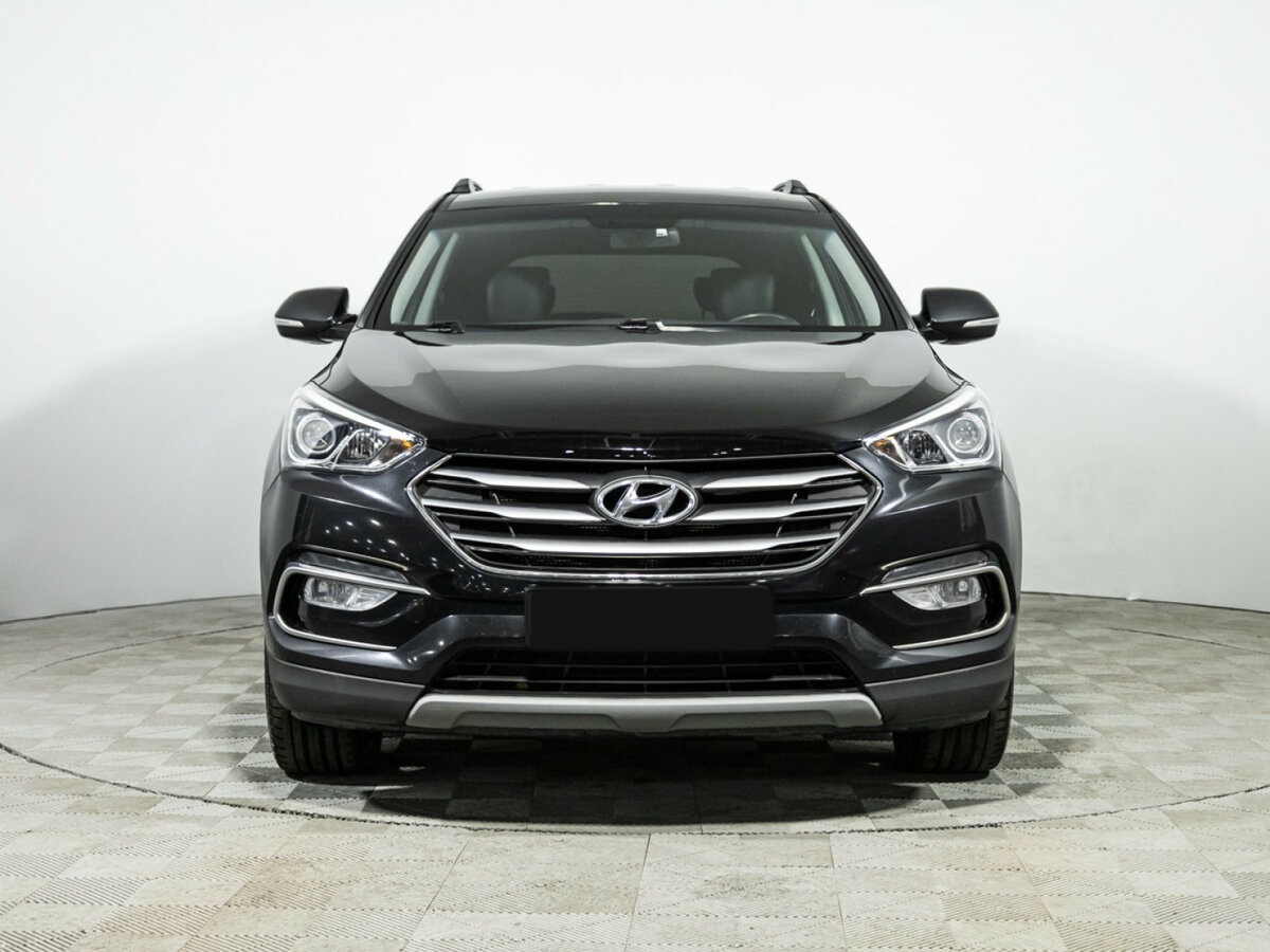Hyundai Santa Fe с пробегом — 2017 год. Фото: #1
