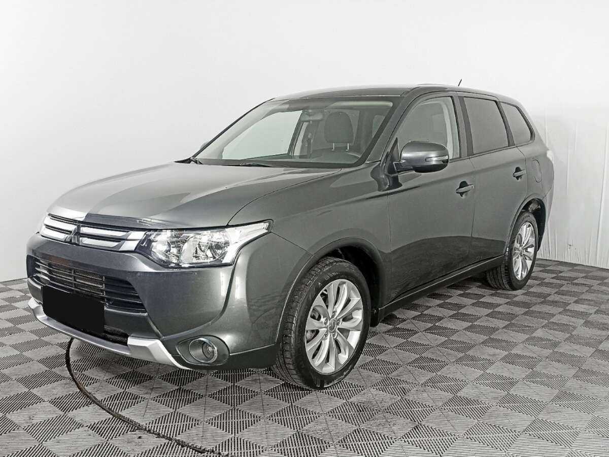 Mitsubishi Outlander с пробегом — 2014 год. Фото: #0