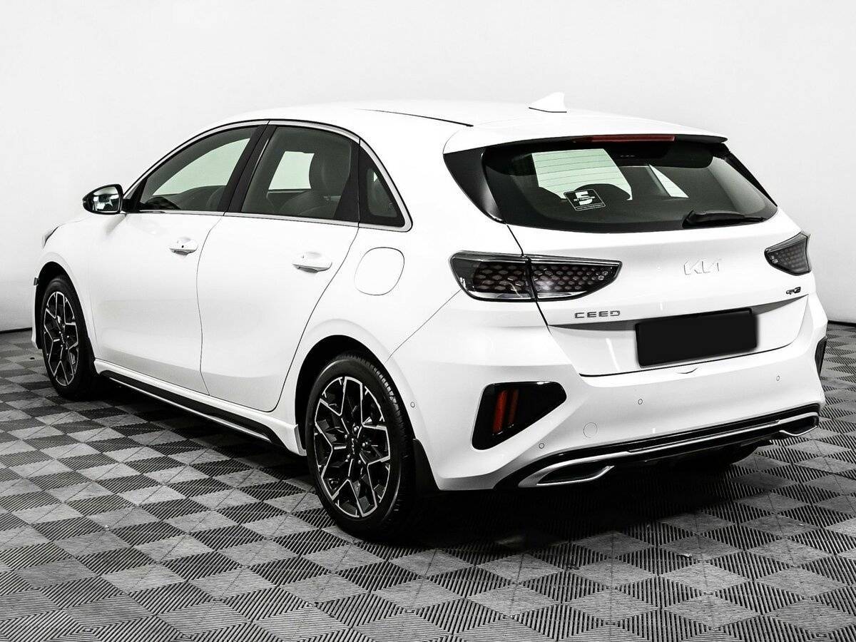 Kia Ceed с пробегом — 2022 год. Фото: #6