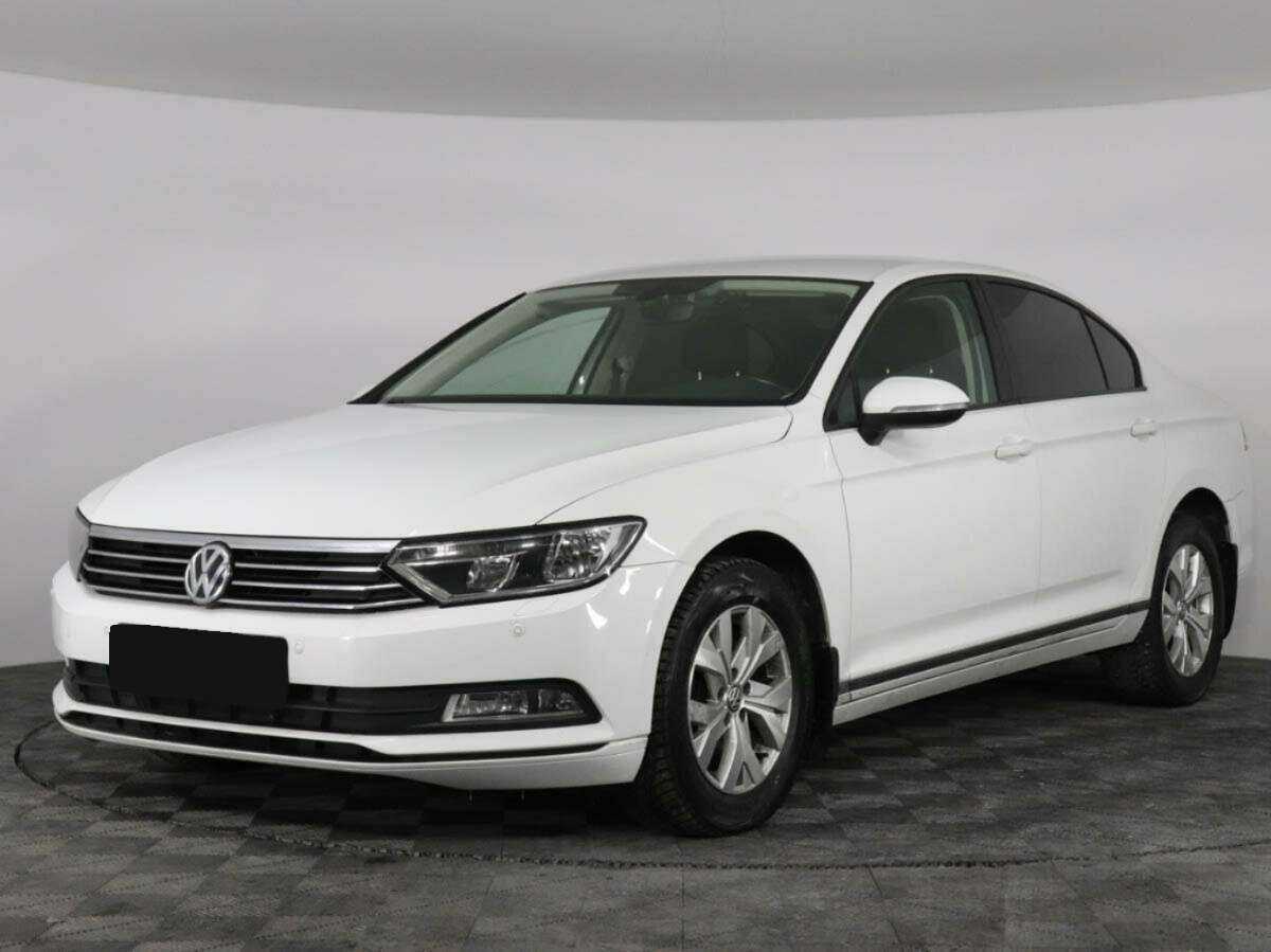 Volkswagen Passat с пробегом — 2016 год. Фото: #0