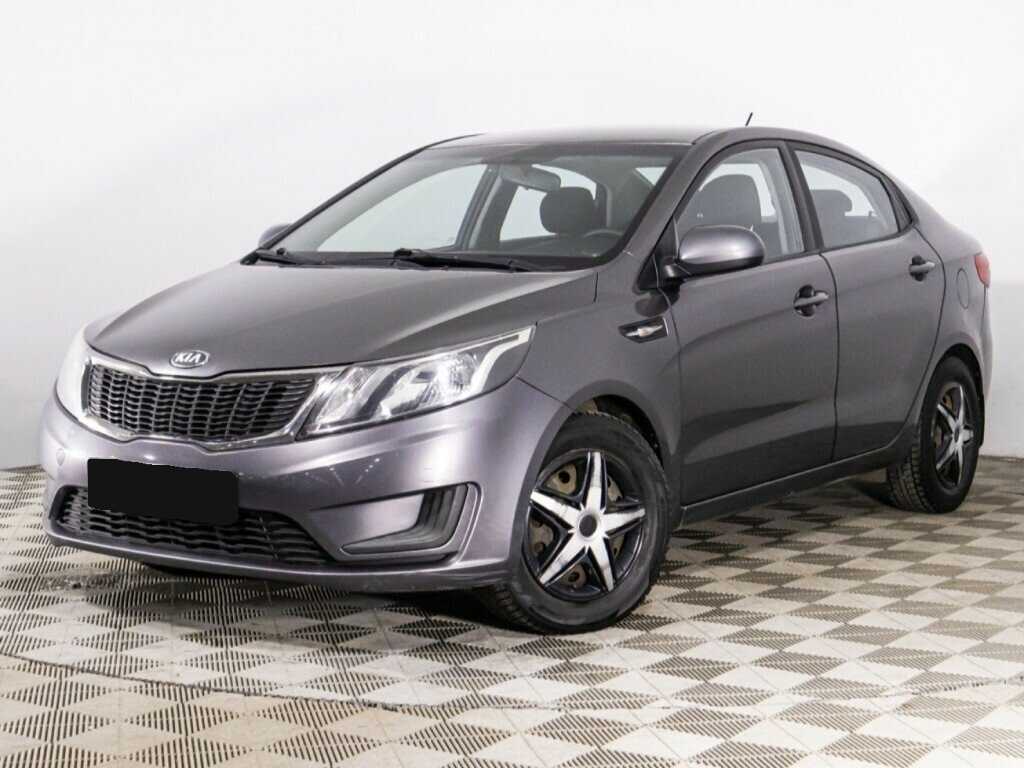 Kia Rio с пробегом — 2013 год. Фото: #0