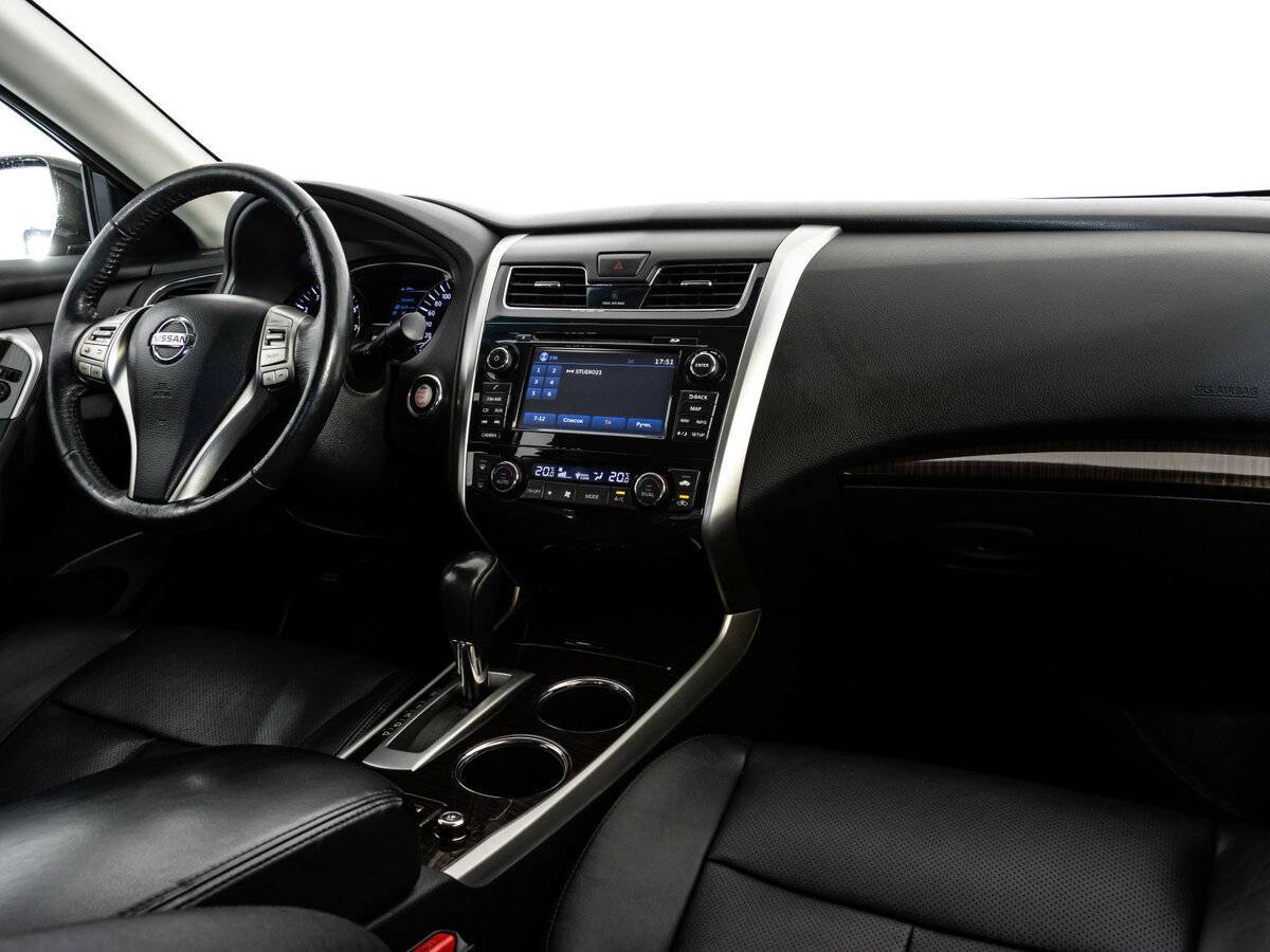 Nissan Teana с пробегом — 2014 год. Фото: #8