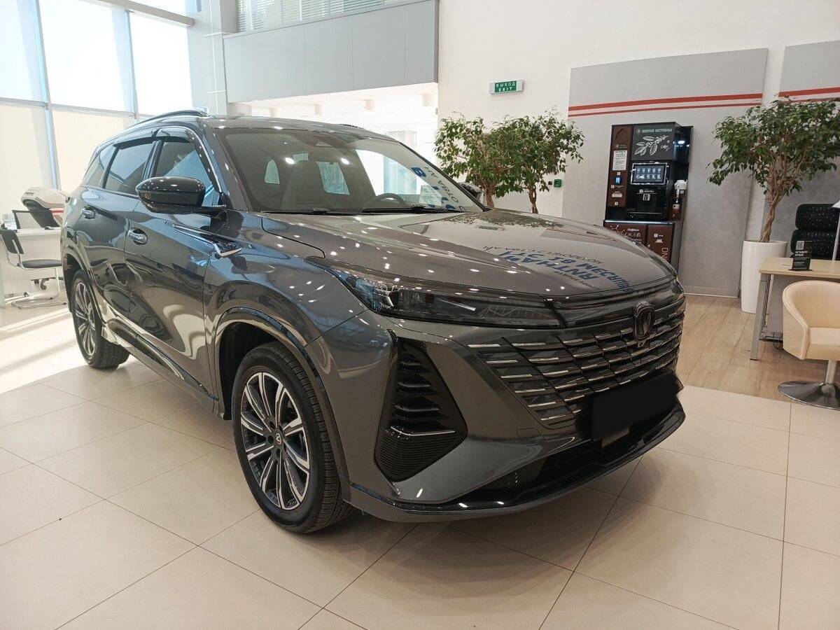 Changan CS75 Plus с пробегом — 2024 год. Фото: #2