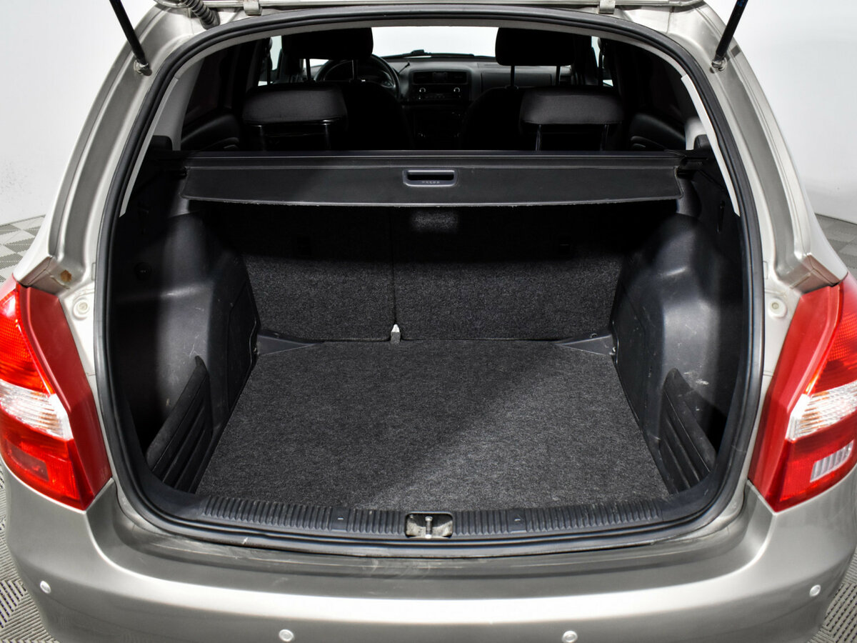 Skoda Fabia с пробегом — 2012 год. Фото: #18