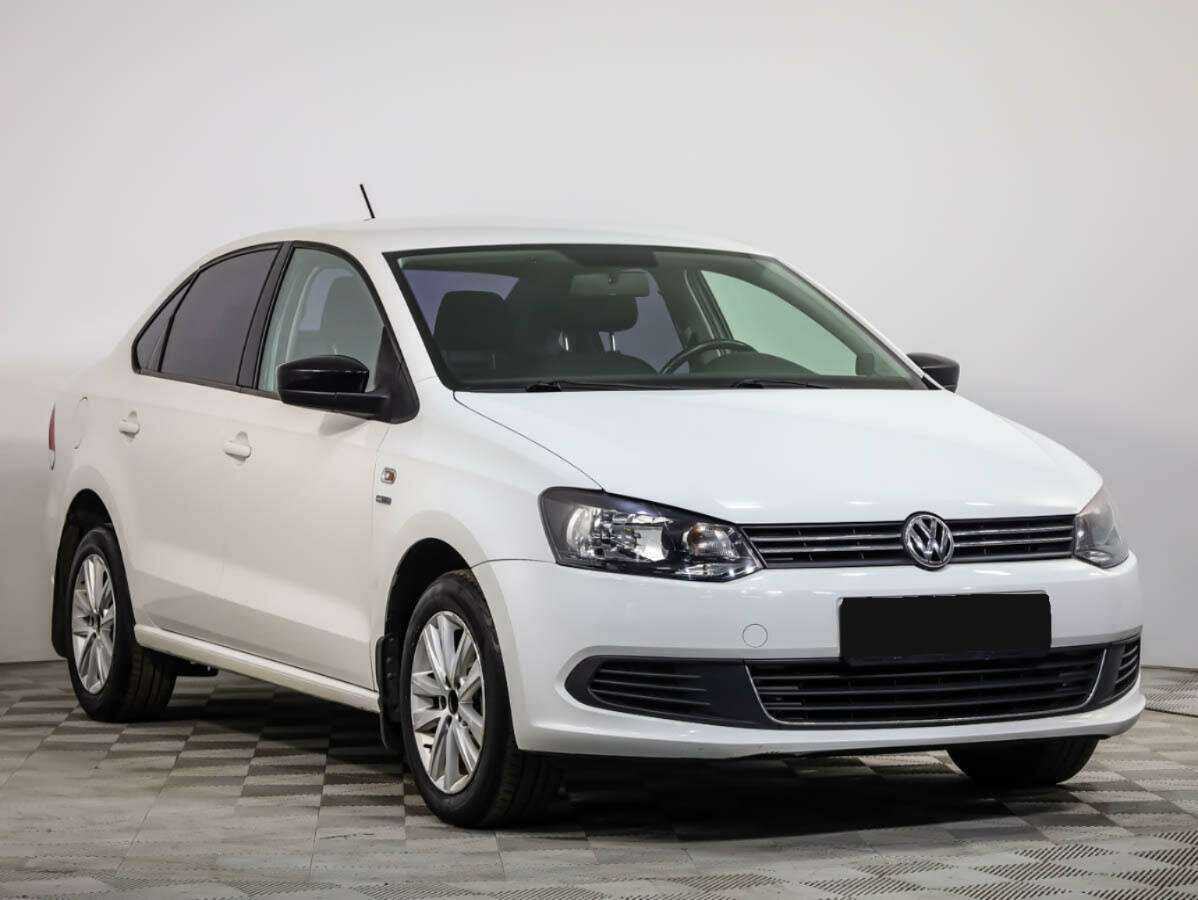 Volkswagen Polo с пробегом — 2013 год. Фото: #1