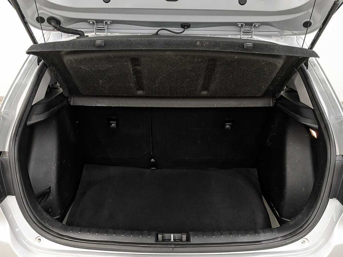 Kia Rio с пробегом — 2020 год. Фото: #9