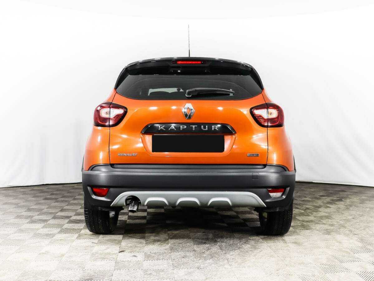 Renault Kaptur с пробегом — 2016 год. Фото: #4