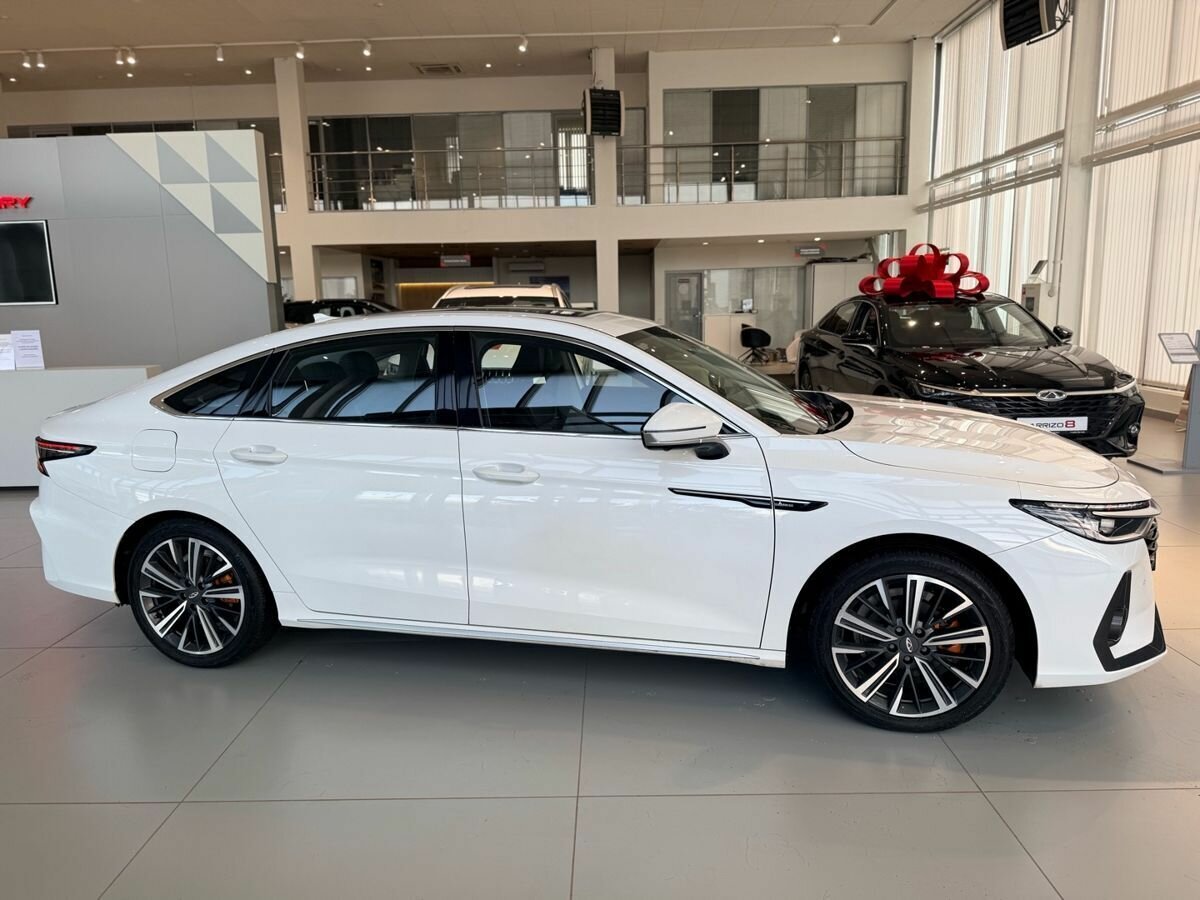 Chery Arrizo 8 с пробегом — 2023 год. Фото: #9