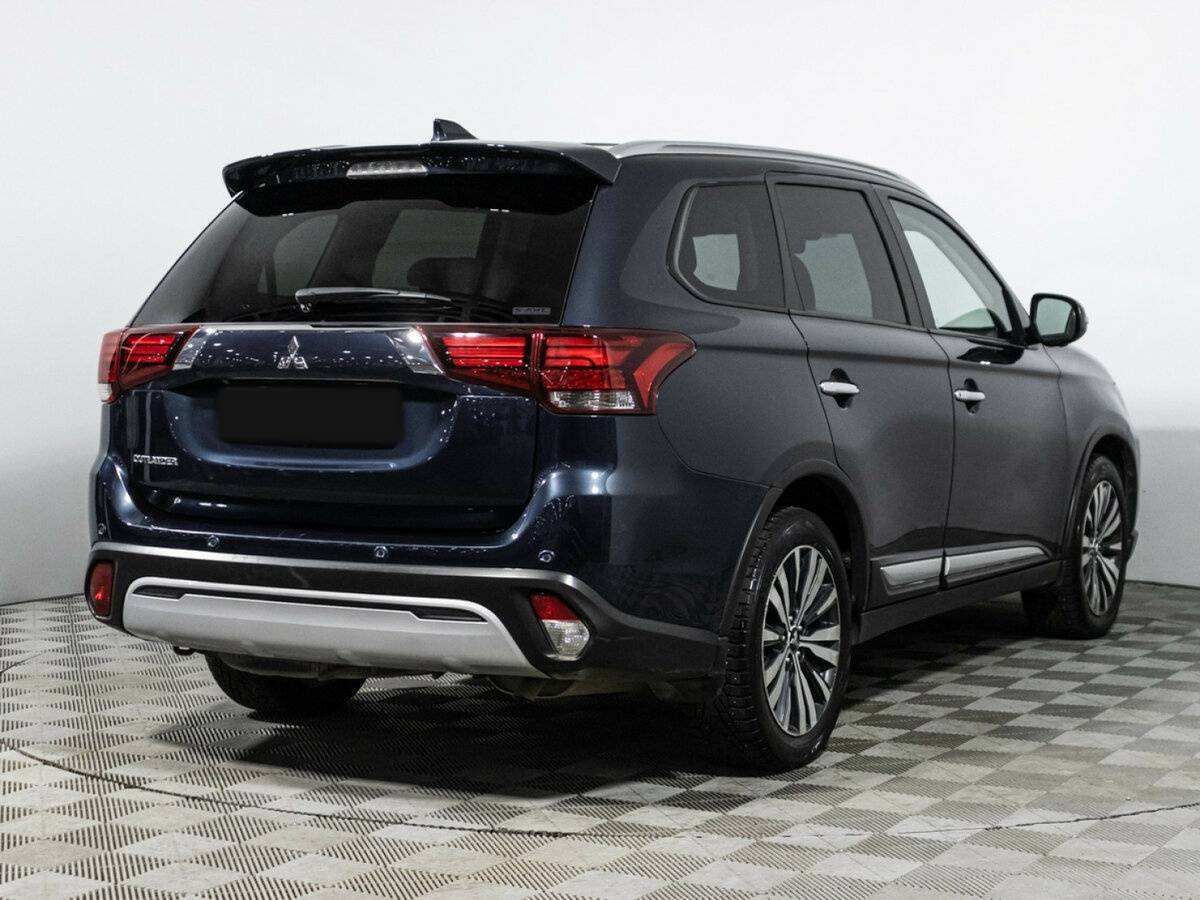 Mitsubishi Outlander с пробегом — 2020 год. Фото: #3