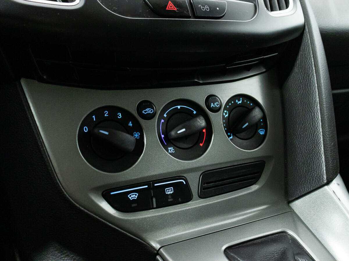 Ford Focus с пробегом — 2012 год. Фото: #15