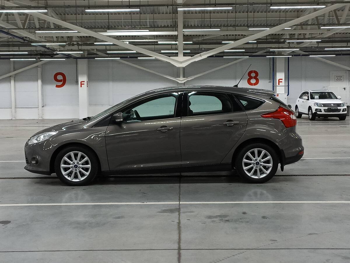 Ford Focus с пробегом — 2012 год. Фото: #7