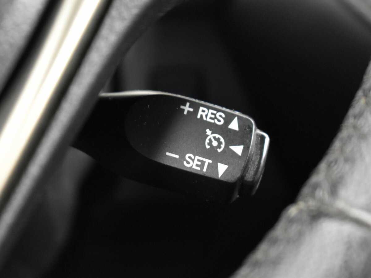 Toyota RAV4 с пробегом — 2014 год. Фото: #19