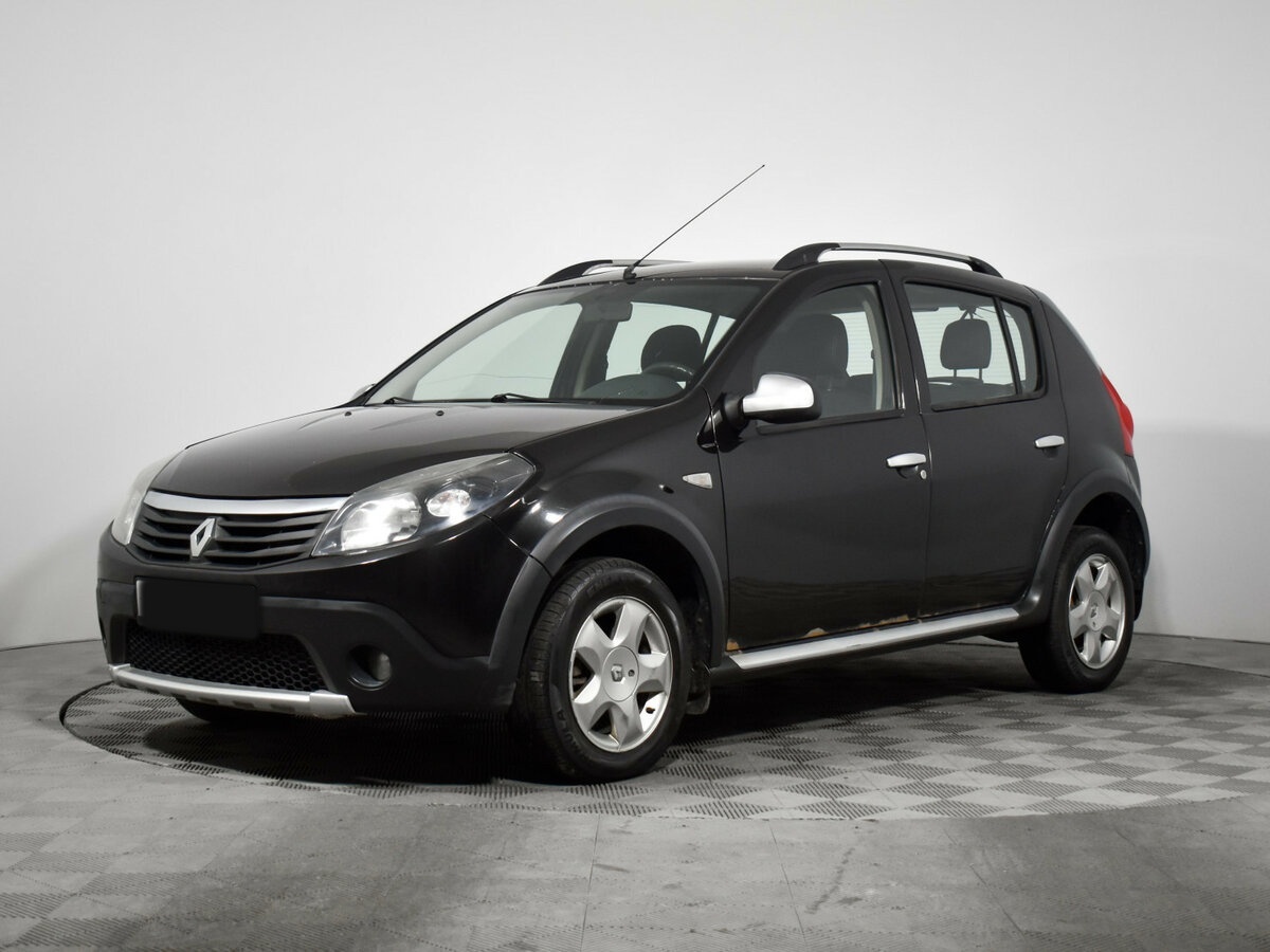 Renault Sandero с пробегом — 2012 год. Посмотреть фото