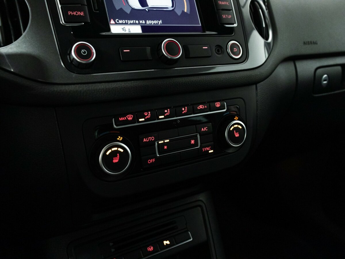 Volkswagen Tiguan с пробегом — 2012 год. Фото: #15