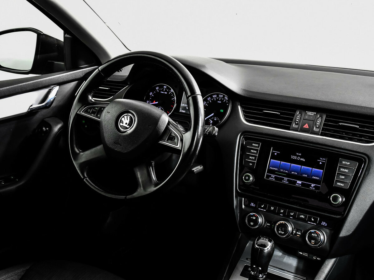 Skoda Octavia с пробегом — 2014 год. Фото: #6
