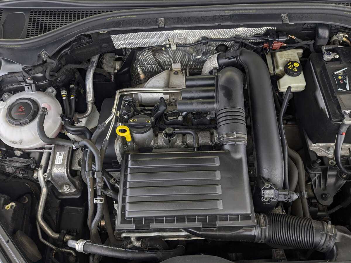 Skoda Superb с пробегом — 2019 год. Фото: #8