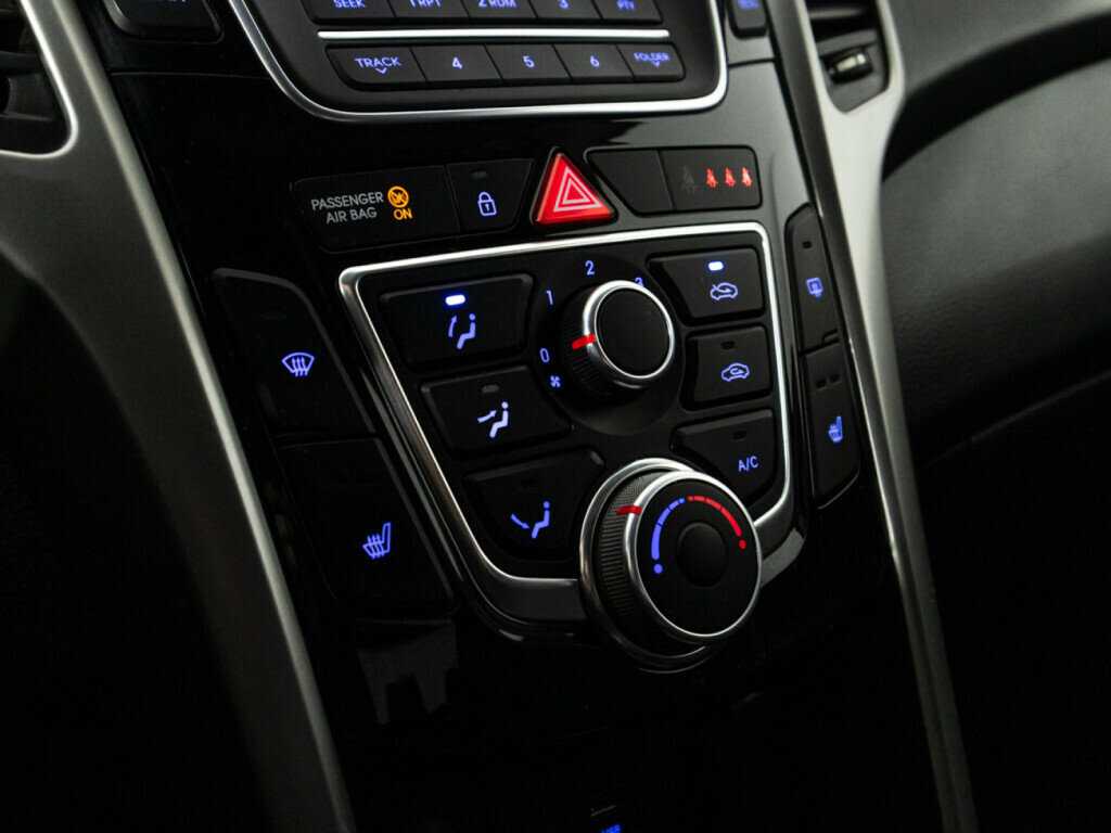 Hyundai i30 с пробегом — 2014 год. Фото: #14