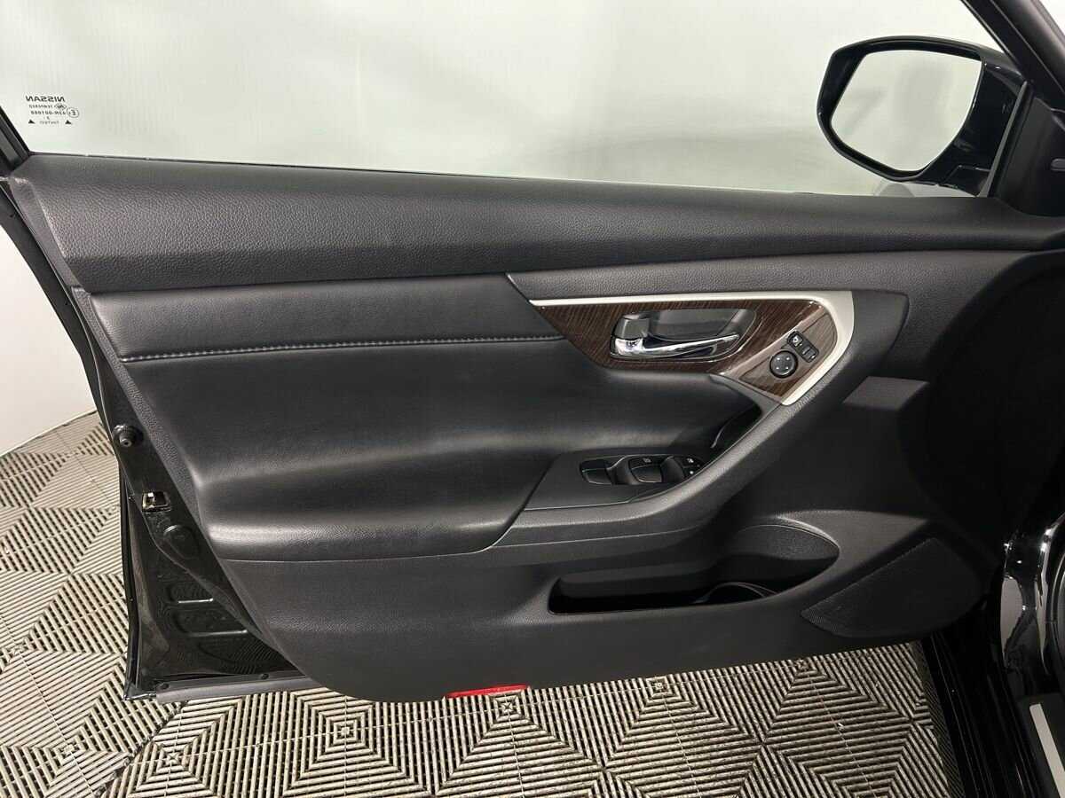 Nissan Teana с пробегом — 2014 год. Фото: #7