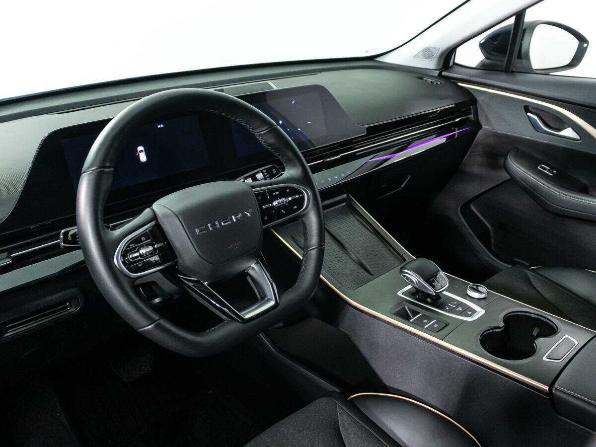 OMODA C5 с пробегом — 2023 год. Фото: #9