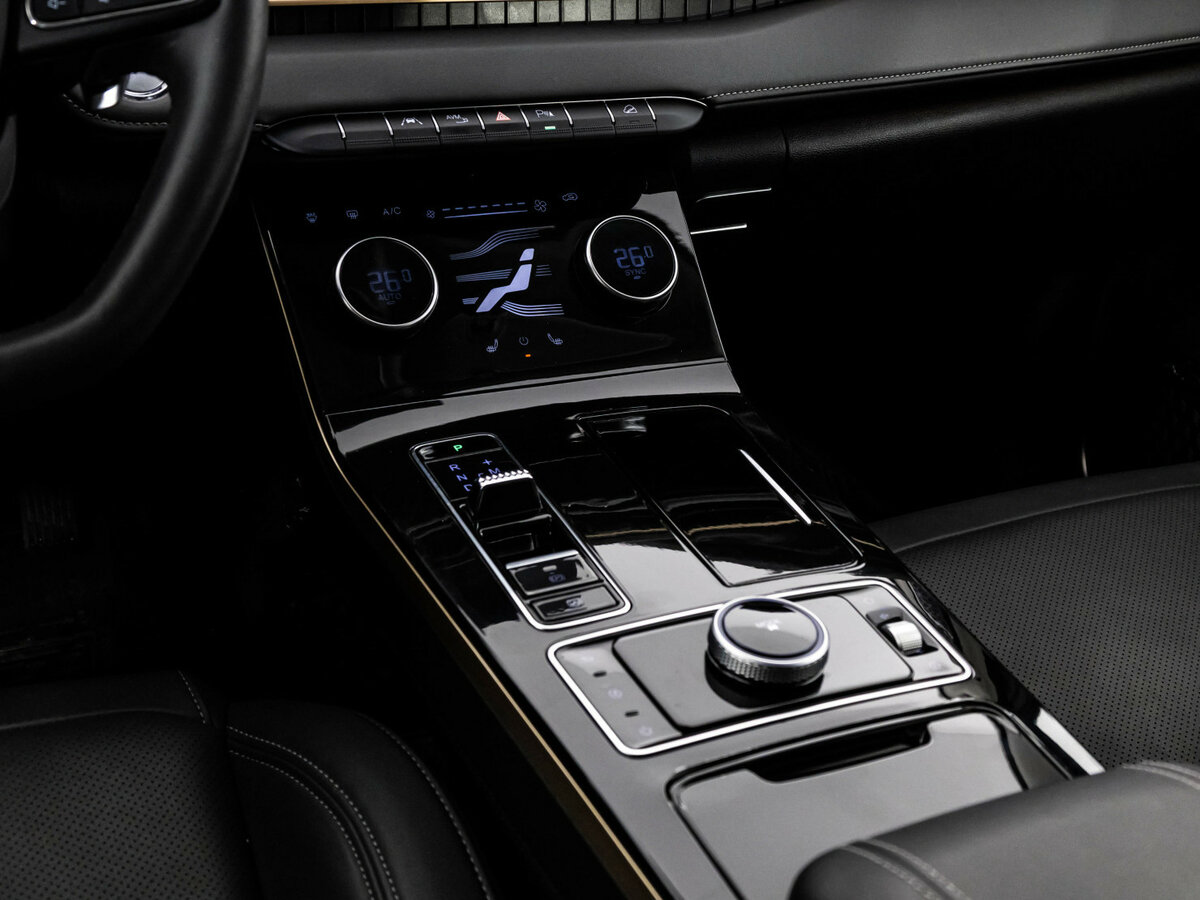 EXEED LX с пробегом — 2023 год. Фото: #10