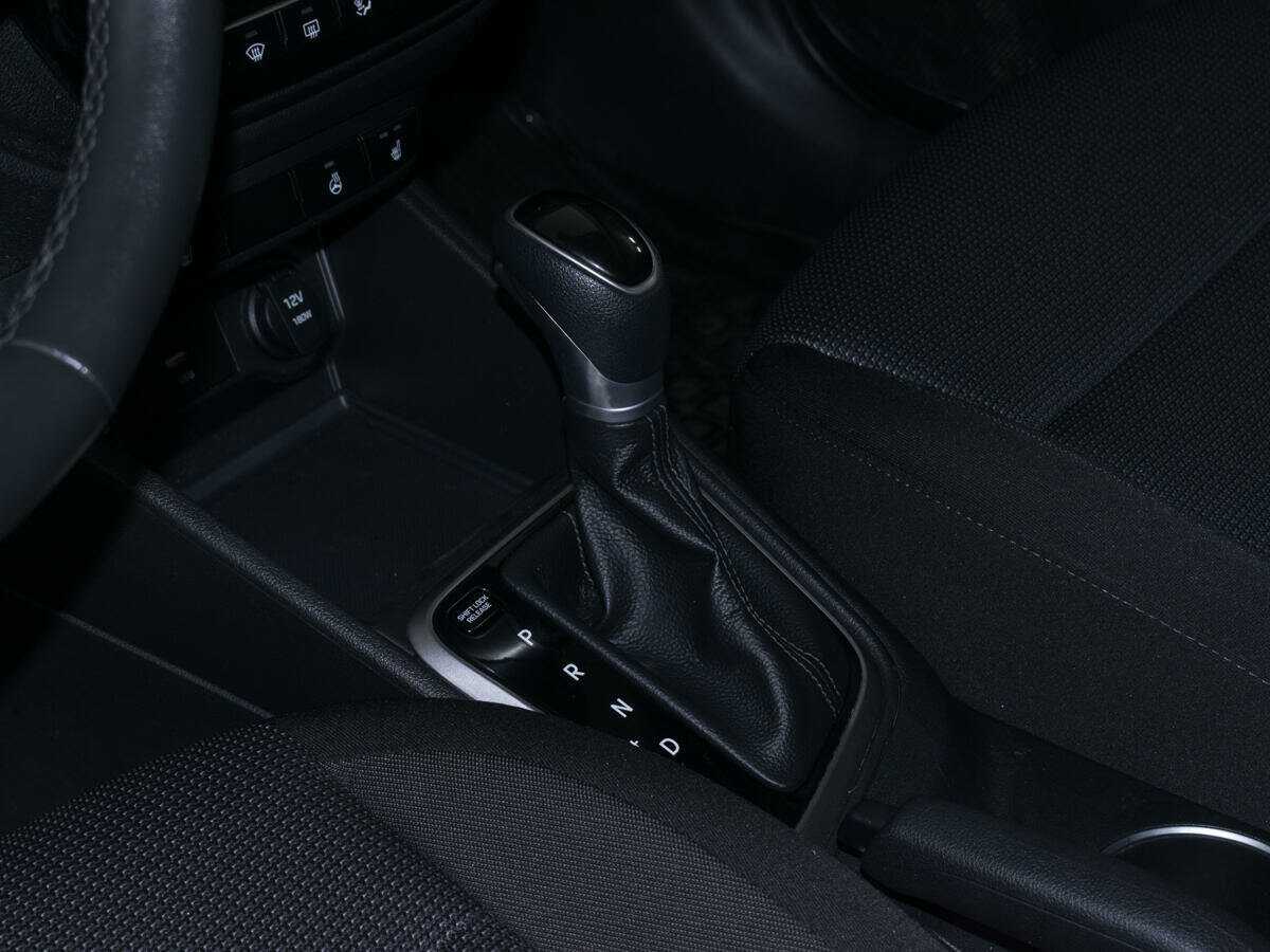 Hyundai Solaris с пробегом — 2021 год. Фото: #13