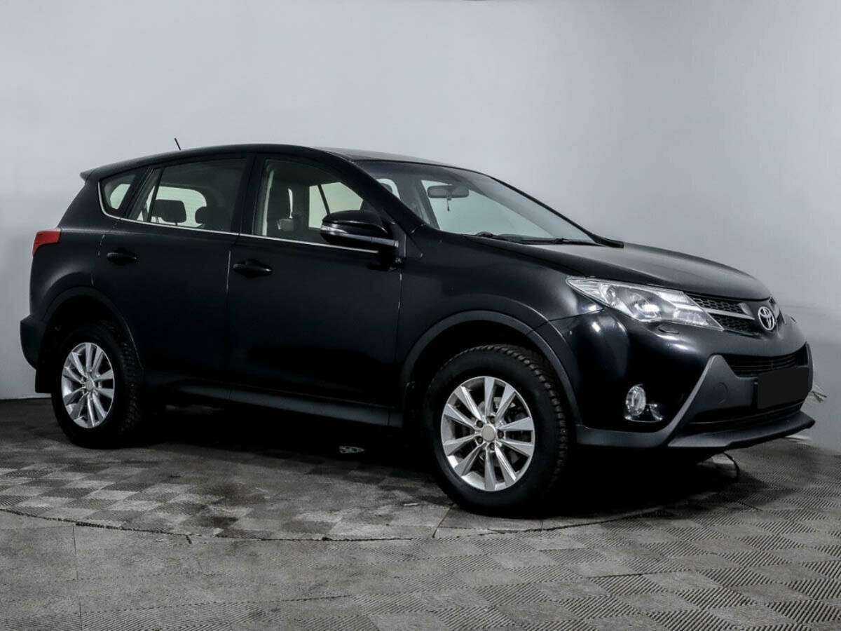 Toyota RAV4 с пробегом — 2014 год. Фото: #2
