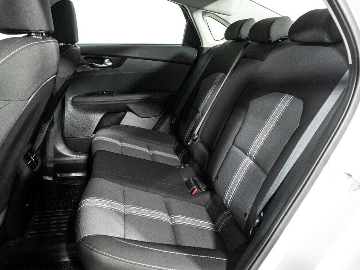 Kia Cerato с пробегом — 2021 год. Фото: #10